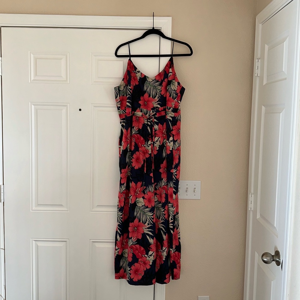 NEW Reveuse Pink and Blue Floral V- Neck Waist Tie Zipper Jumpsuit size 2X - Picture 11 of 15